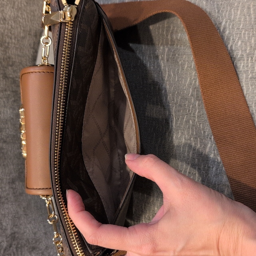 Michael Kors Empire Logo Parker Large Multi-Function Crossbody - Picture 8 of 17